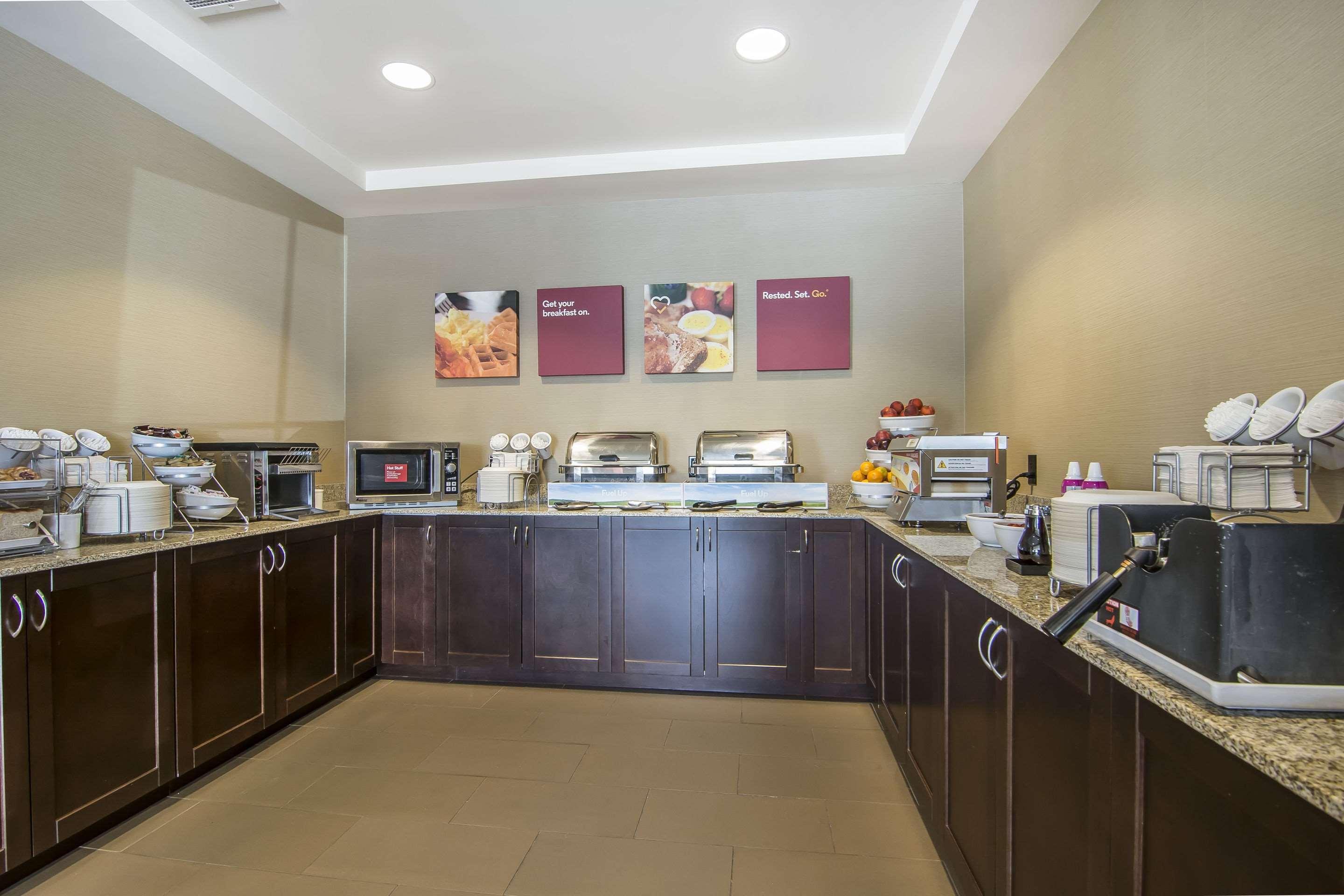 Comfort Suites Regina Eksteriør bilde
